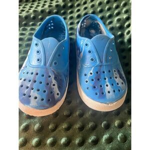 Native croc style shoes size little kid 10 10c blue tie dye